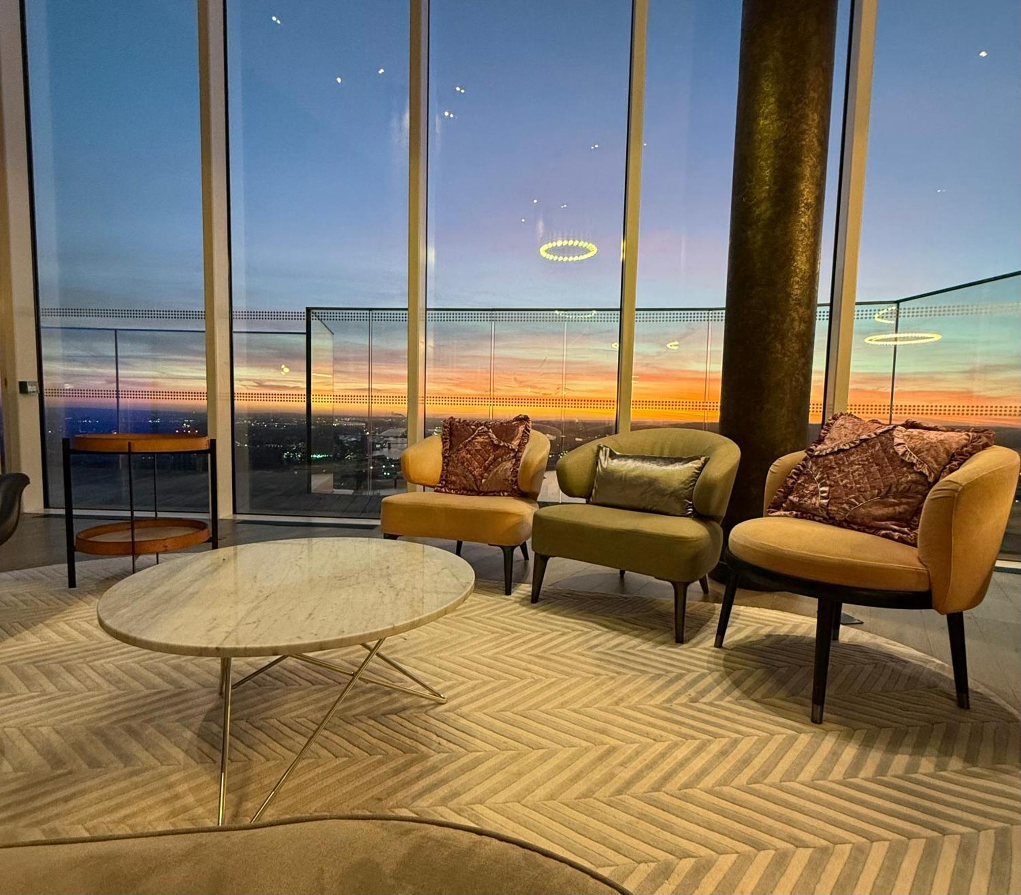 לונדון Luxury Modern 2 Bed Flat With Balcony And City View - Canary Wharf City Center מראה חיצוני תמונה